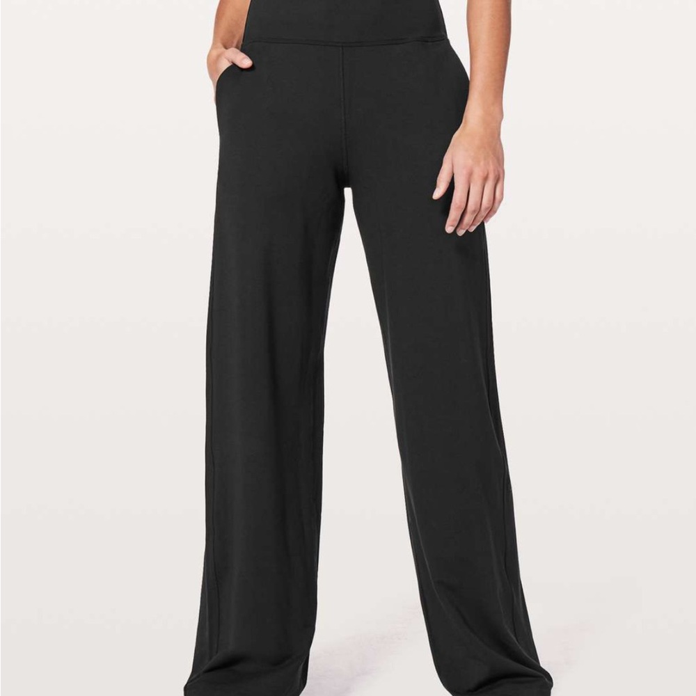 Women's Black Wide-Leg Pants